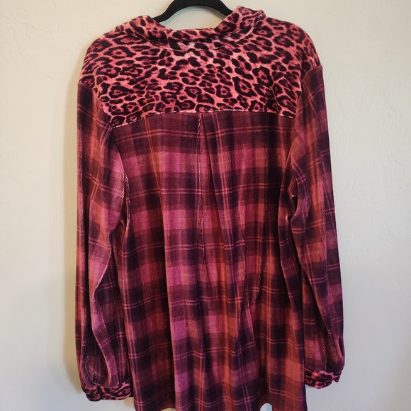 Susan Graver Pink and Burgundy Plaid Shirt with Leopard Details - Picture 4 of 4